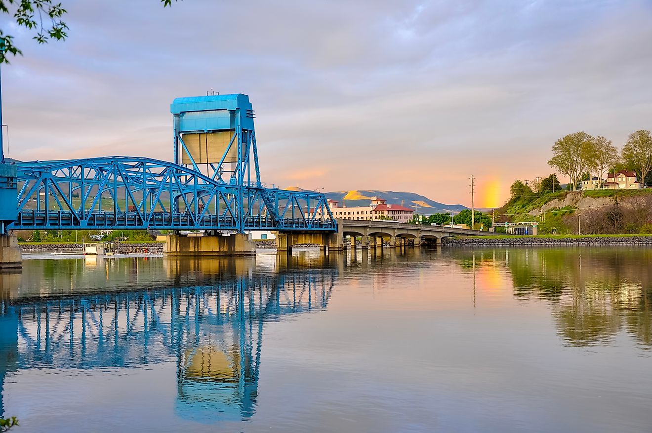 Beautiful view of the Snake River in Lewiston, Idaho.
